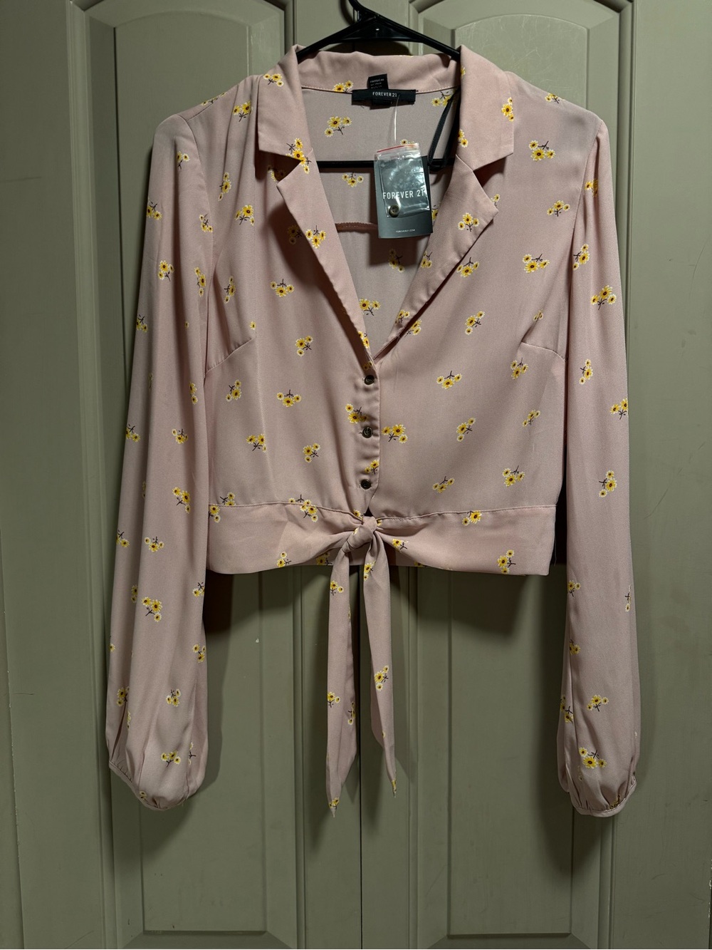 Forever 21 Blush Pink Floral Tie-Front Button Blouse
